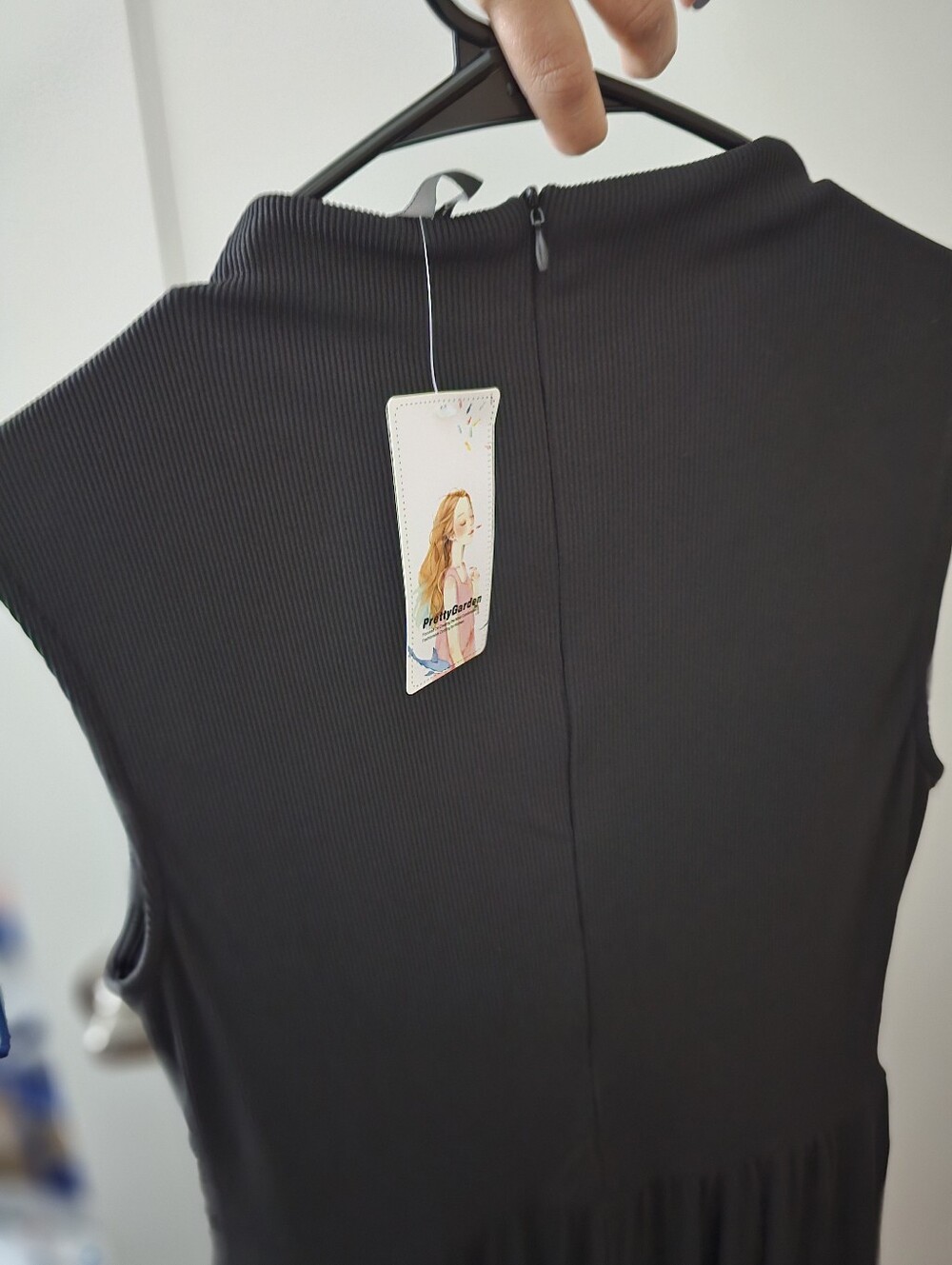 PrettyGarden Chic classic Black Sleeveless Jumpsuit mock neck - Picture 7 of 10